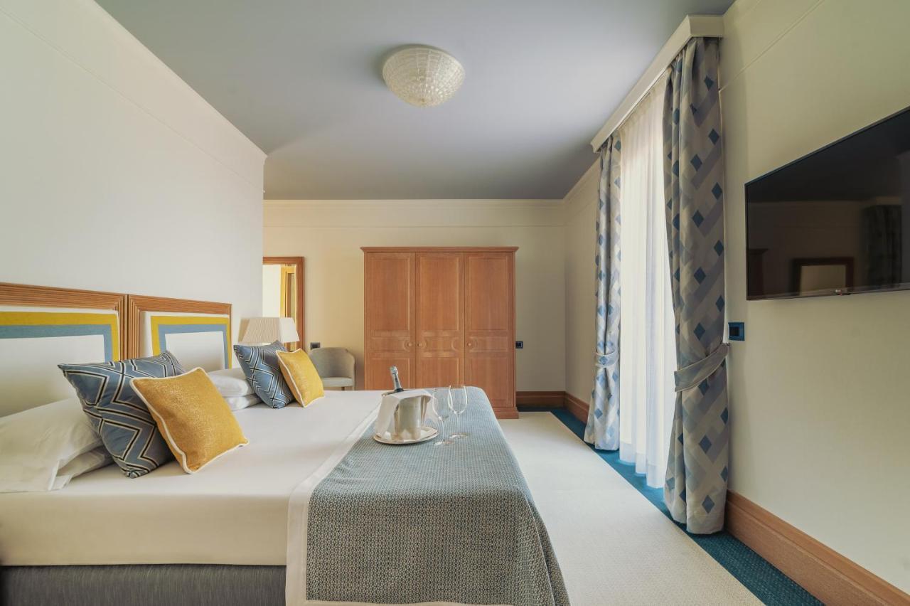 Casa Bianca Al Mare Hotel ลิโดดิเยโซโล ภายนอก รูปภาพ