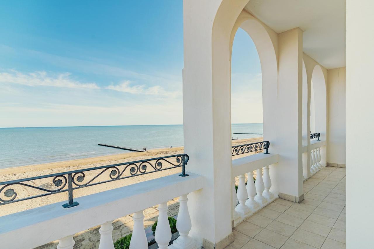 Casa Bianca Al Mare Hotel ลิโดดิเยโซโล ภายนอก รูปภาพ