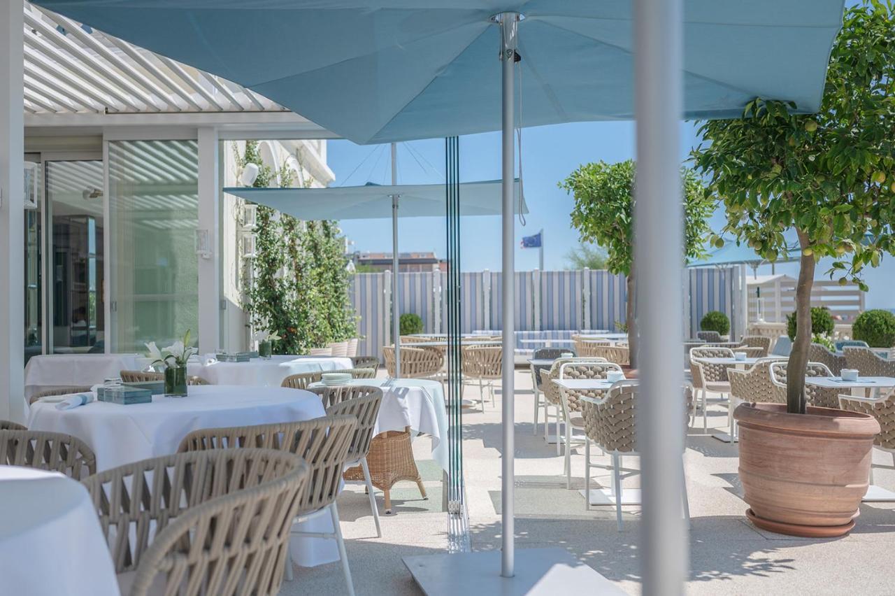 Casa Bianca Al Mare Hotel ลิโดดิเยโซโล ภายนอก รูปภาพ