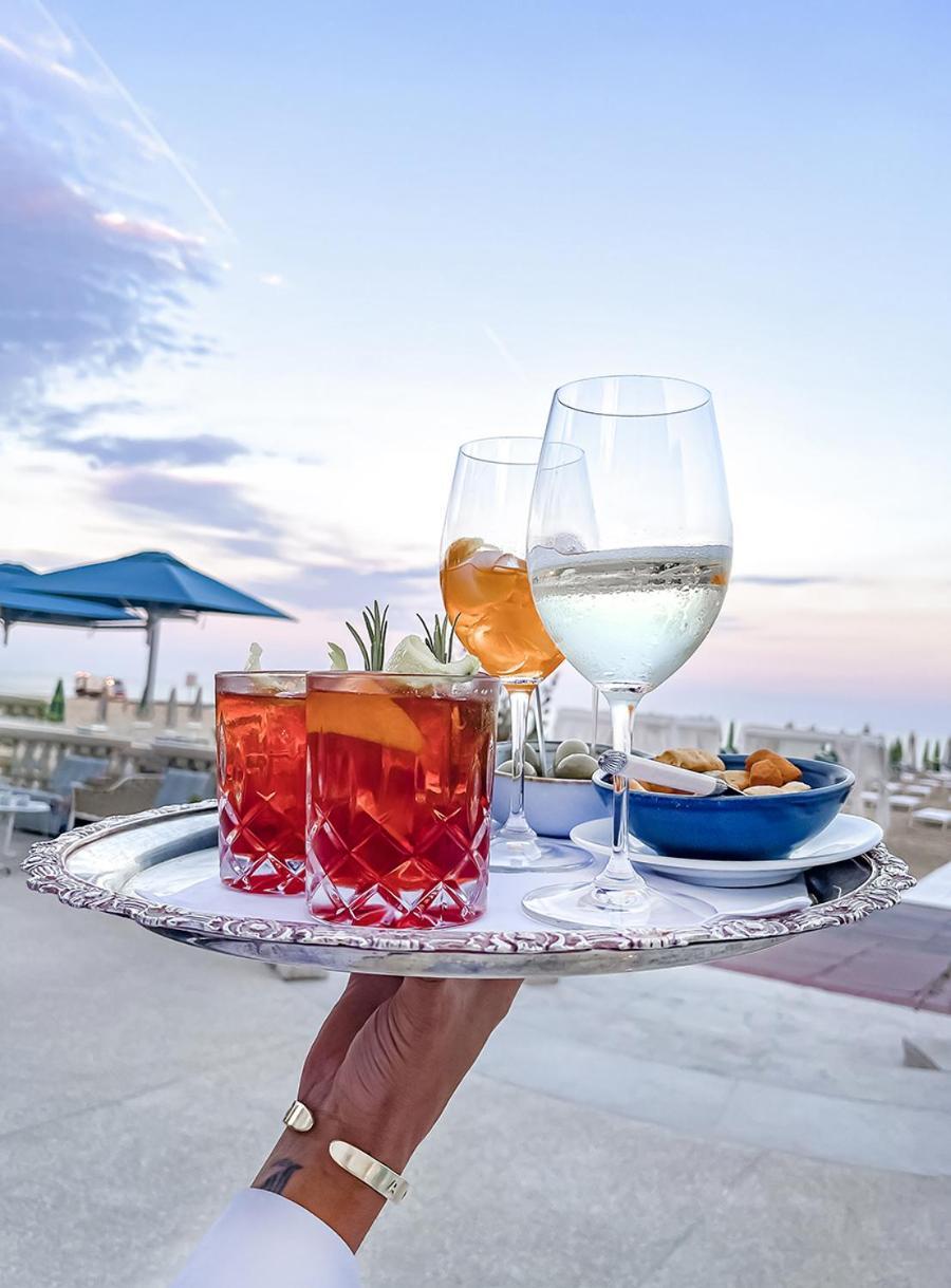 Casa Bianca Al Mare Hotel ลิโดดิเยโซโล ภายนอก รูปภาพ
